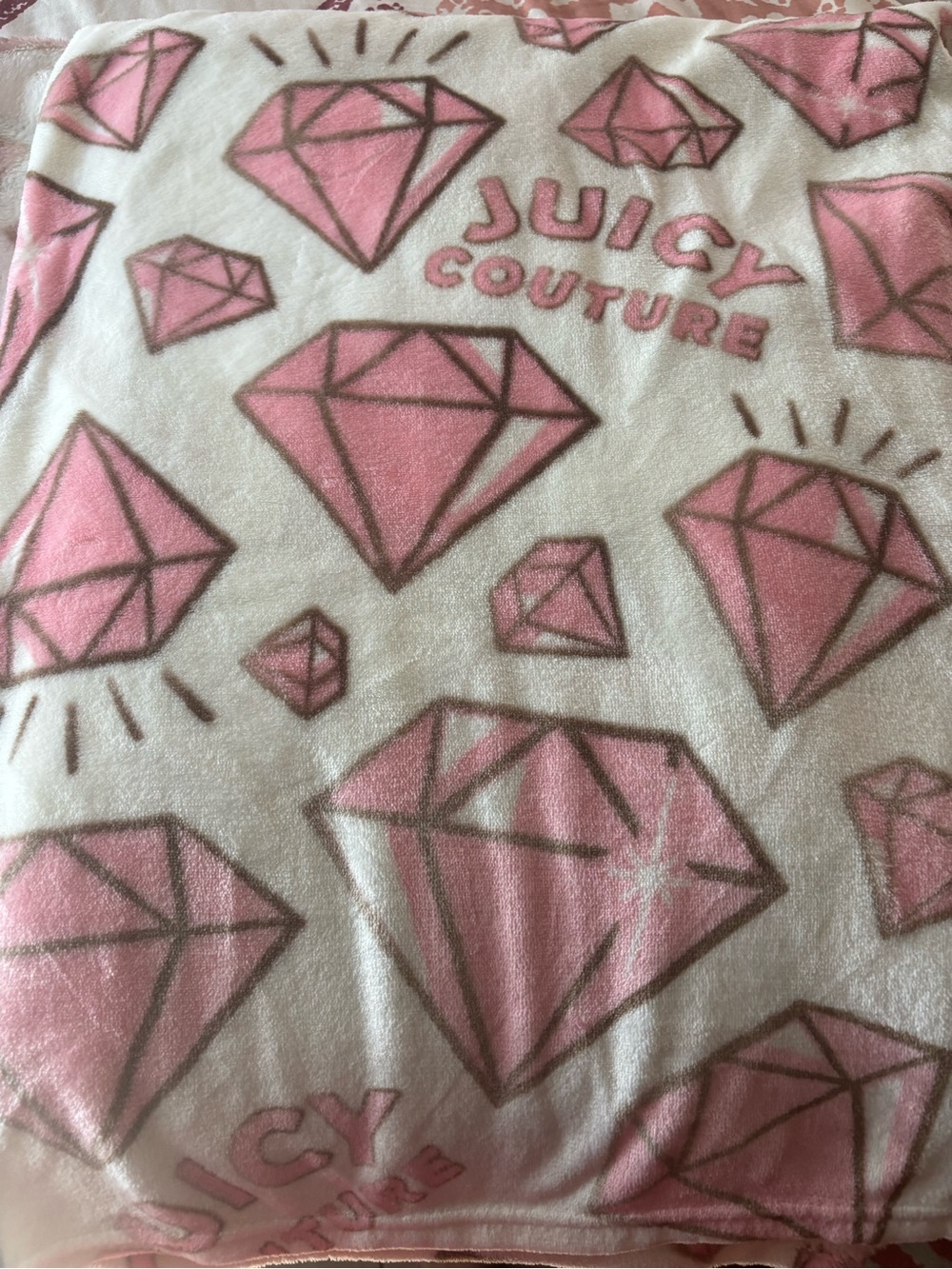 Juicy Couture Pink Diamond Print Throw Blanket (twin size)